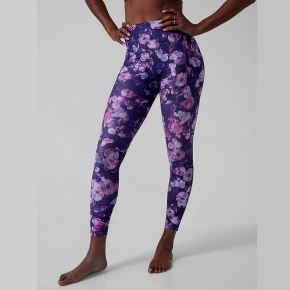 Athleta Salutation Stash Pocket II High Rise Tight Floral Size XS Leggings NWT